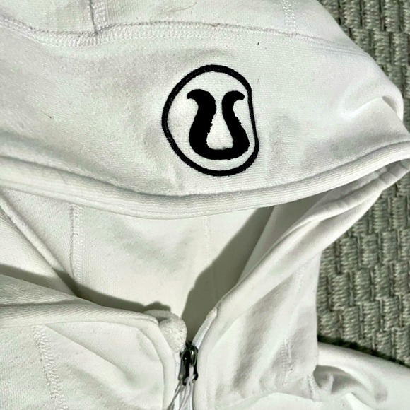 Lululemon zip up hoodie “scuba full-zip” - Picture 4 of 4